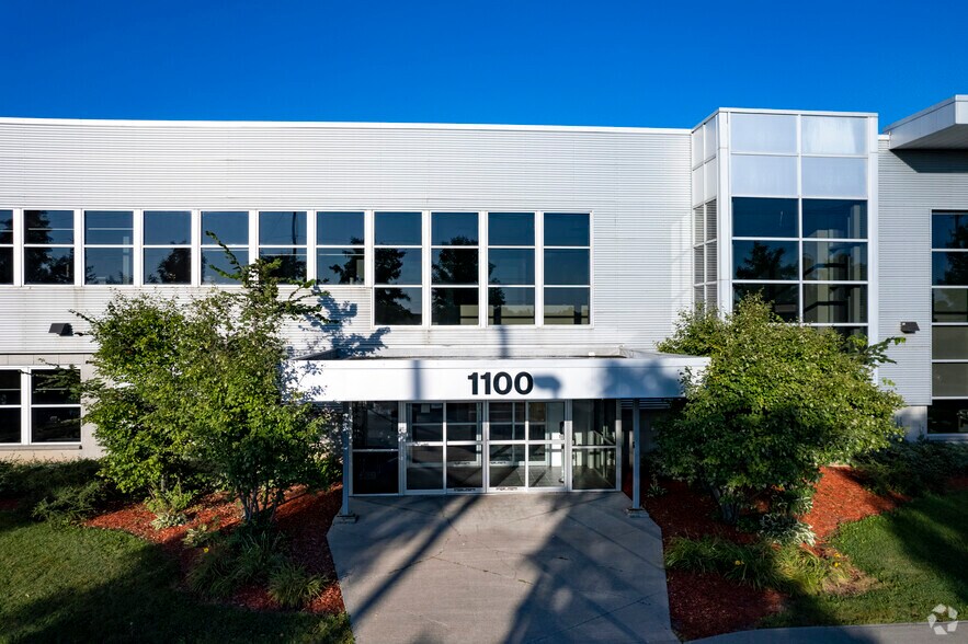 More Photos Of 1100 Bennett Rd, Bowmanville Office For Lease