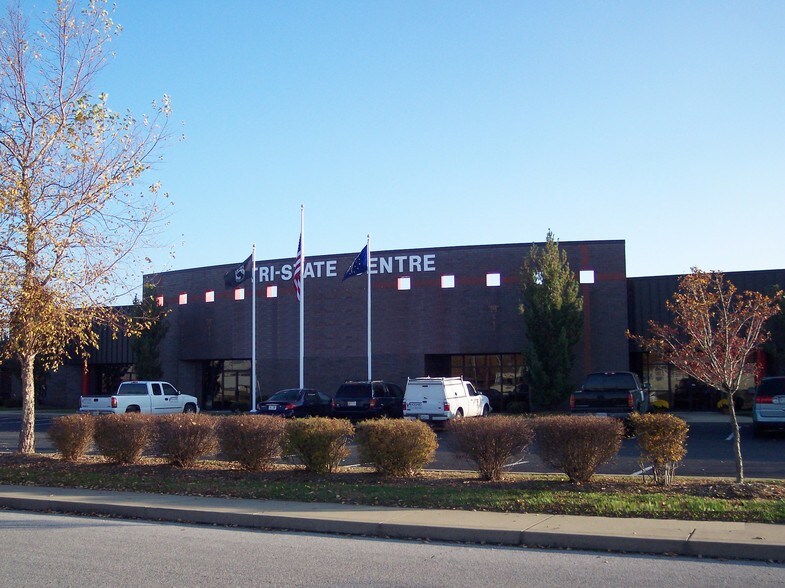 More Photos Of 711 John St, Evansville Office For Lease