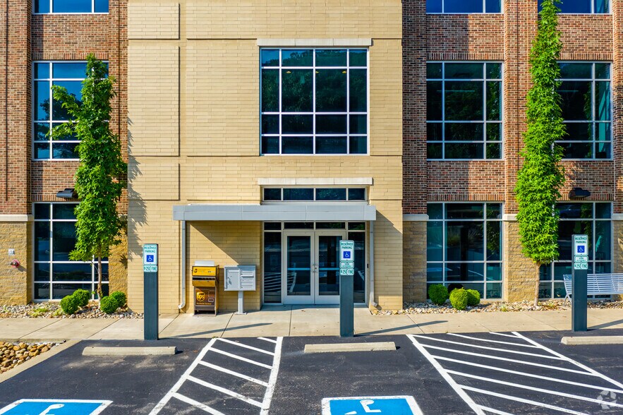 More Photos Of 1431 Perrone Way, Franklin Office For Lease