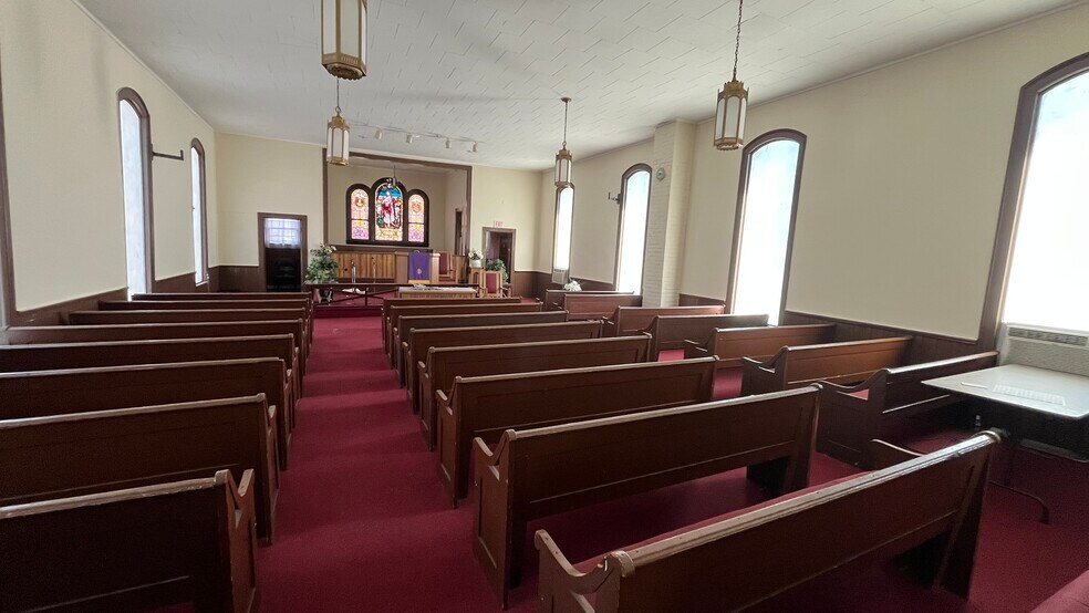 More Photos Of 401 Church St, Kernersville Religious Facility For Sale