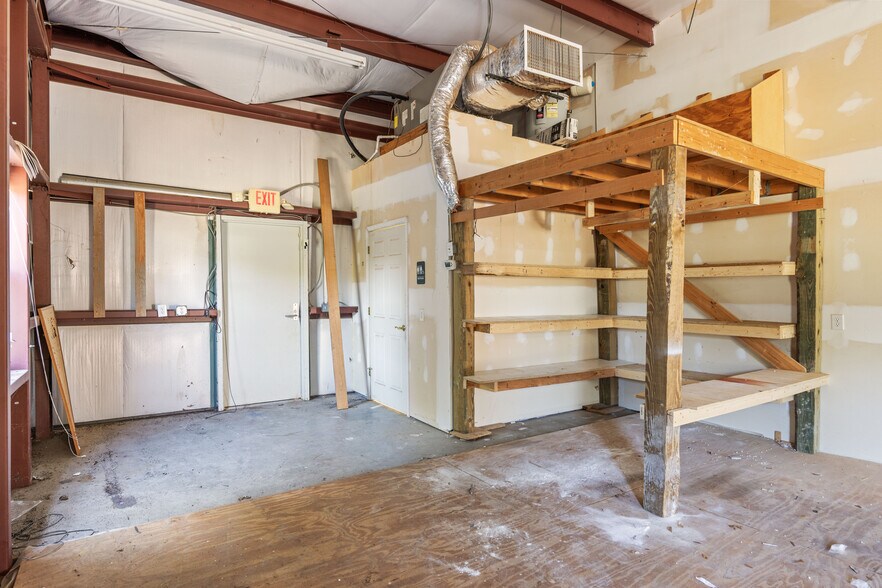 More Photos Of 7227 Beach Dr SW, Ocean Isle Beach Freestanding For Lease