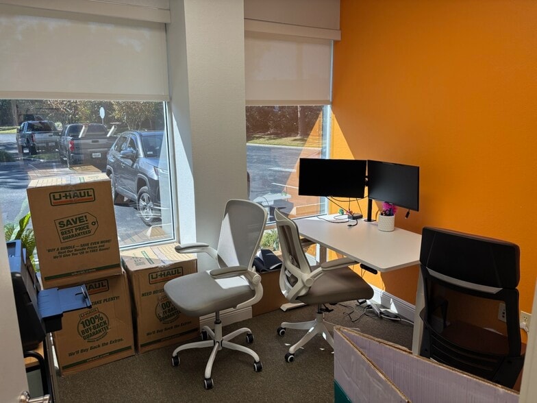 More Photos Of 581 Technology Park, Lake Mary Office For Lease