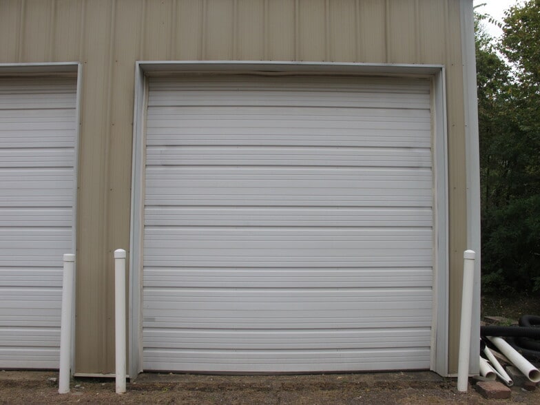 More Photos Of 1370 E Thoman St, Springfield Warehouse For Sale