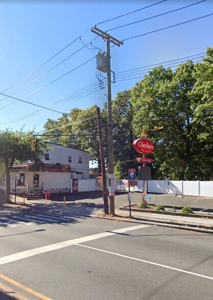 More Photos Of 13318 Guy R Brewer Blvd, Jamaica Land For Lease