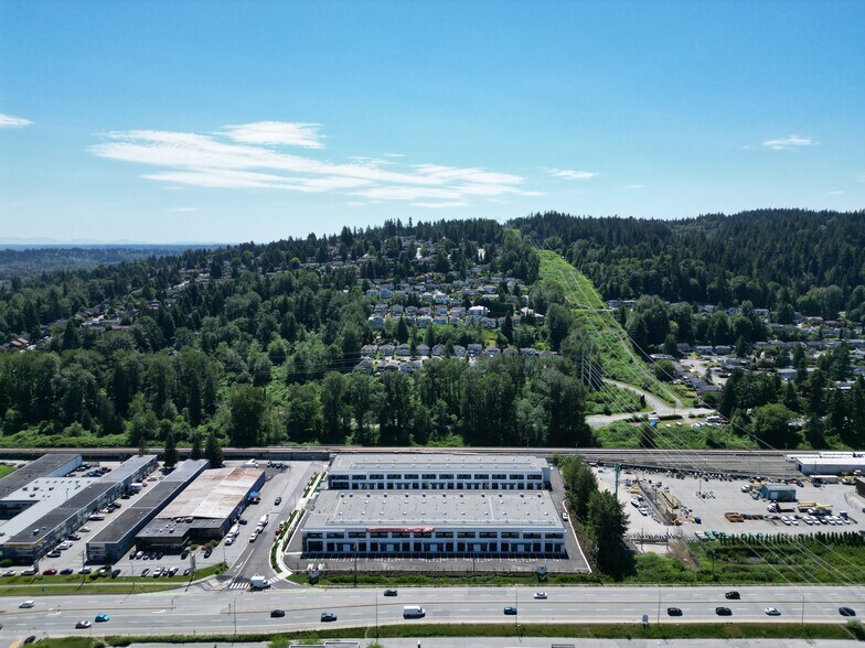 More Photos Of 2660 Barnet Hwy, Coquitlam Warehouse For Sale