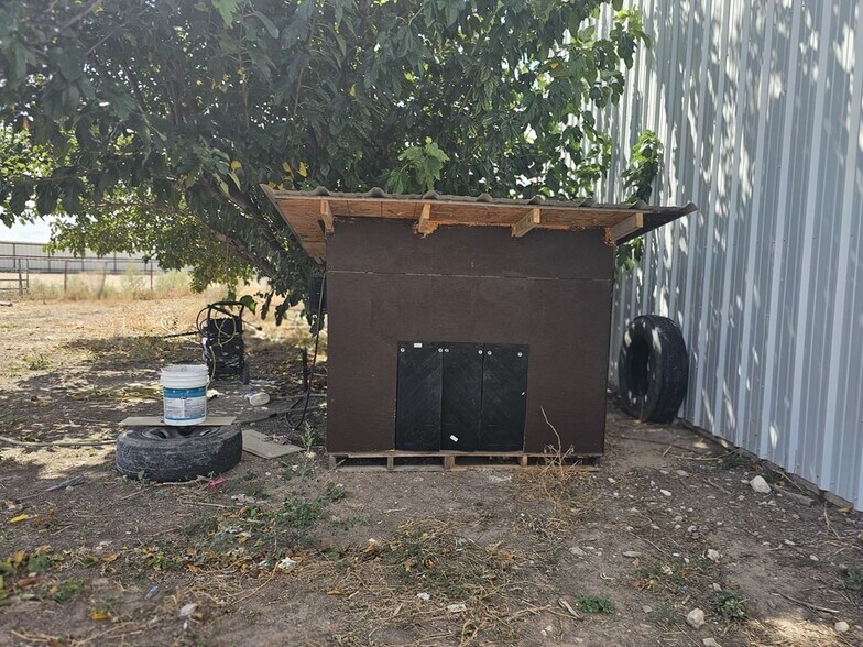 More Photos Of 11010 W Joan Dr, Odessa Warehouse For Lease