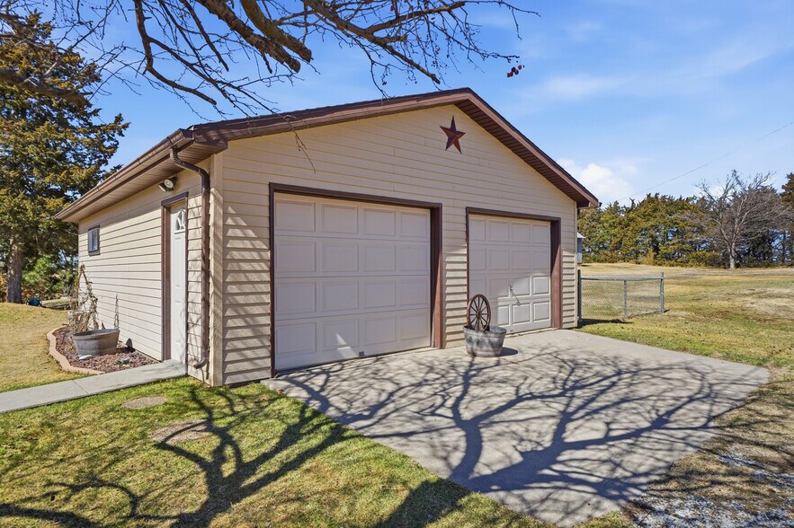 More Photos Of 14200 W Dld Rd, Juniata Land For Sale