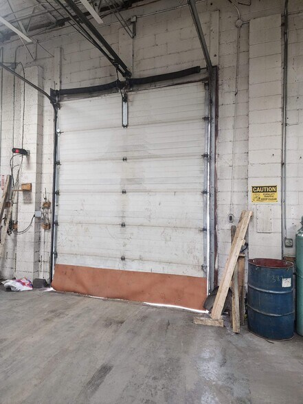 More Photos Of 113-119 Falso Dr, Syracuse Warehouse For Lease