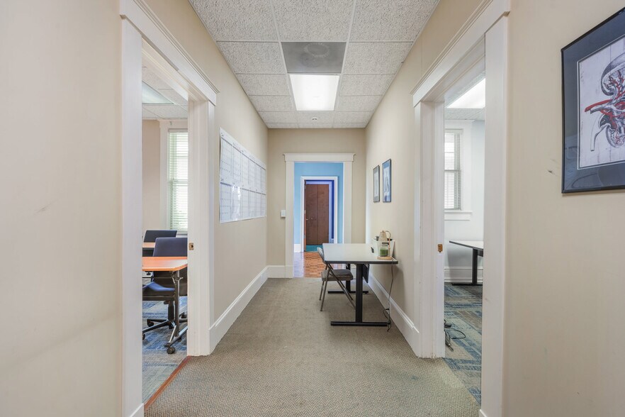 More Photos Of 720 North Ave, Macon-Bibb Office Residential For Sale