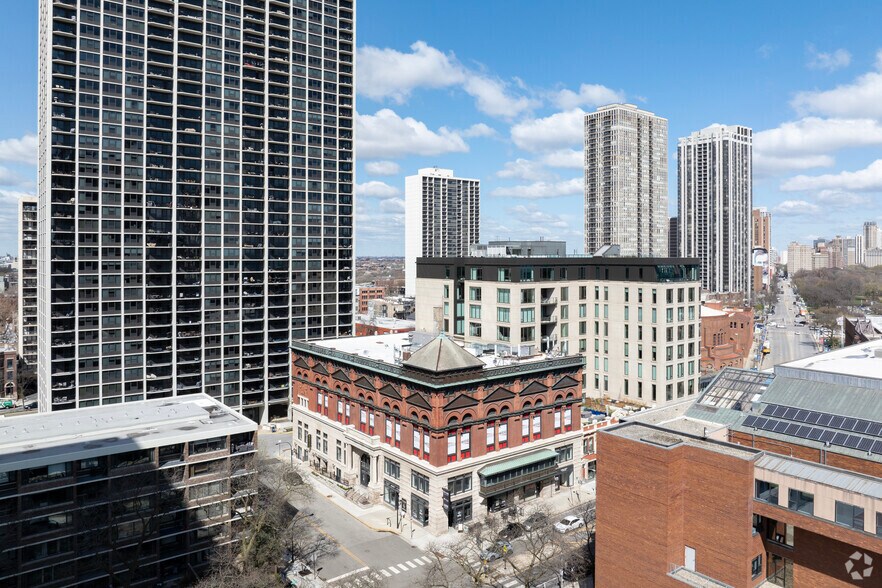 More Photos Of 108 W Germania Pl, Chicago Office For Lease