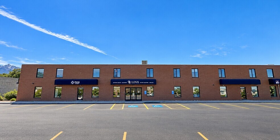 More Photos Of 157-175 W Glover Ln, Midvale Warehouse For Lease