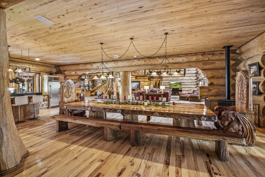 More Photos Of 1613 Black Canyon Rd, Heber Lodge Meeting Hall For Sale
