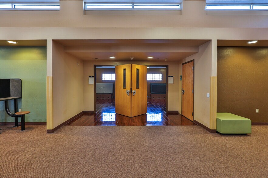 More Photos Of 1741 Sycamore Ave., Kingman Healthcare For Sale