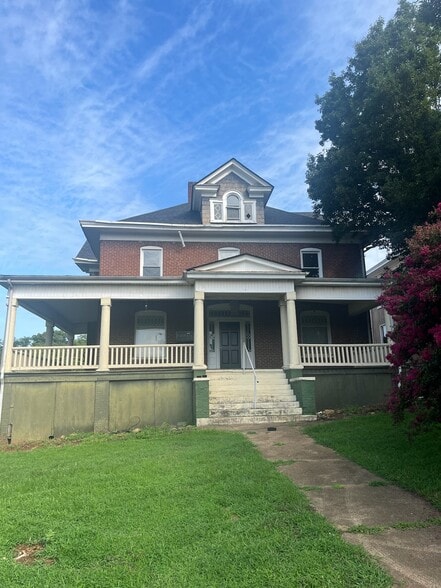 More Photos Of , Roanoke Multifamily For Sale
