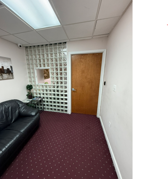 More Photos Of 7765 SW 87th Ave, Miami Medical For Sale