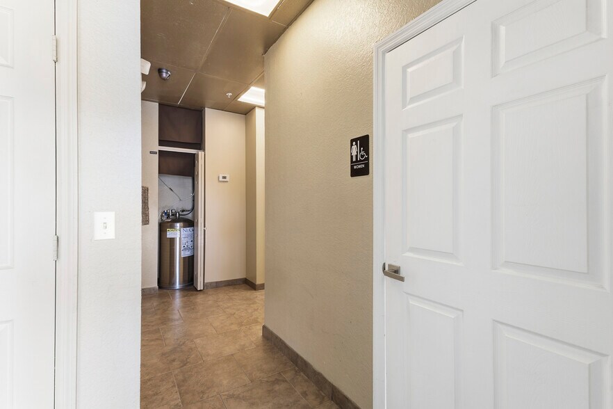 More Photos Of 160 Cypress Point Pky, Palm Coast General Retail For Sale