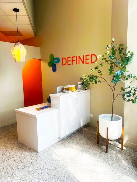 More Photos Of 2623-2627 N Clark St, Chicago Apartments For Lease