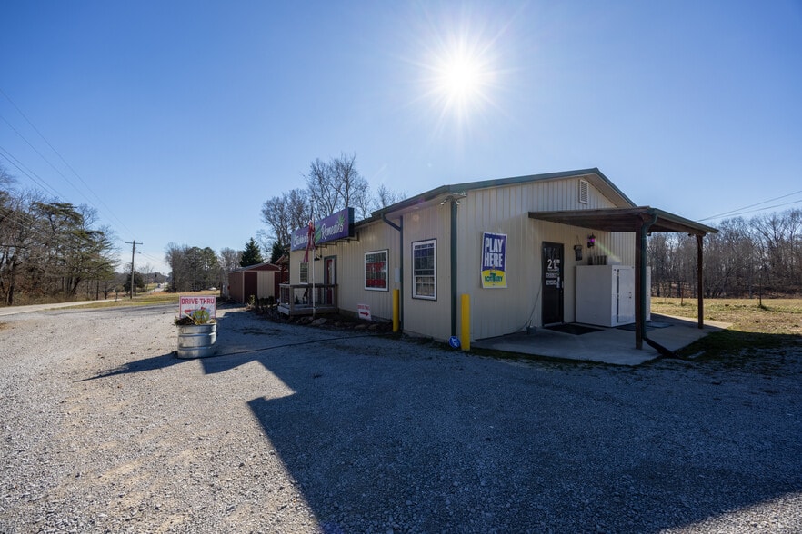 More Photos Of 6735 Wassom Memorial Hwy, Grandview General Retail For Sale
