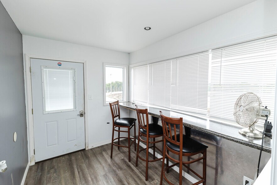 More Photos Of 1663 Georgia Rd, Humboldt Specialty For Sale