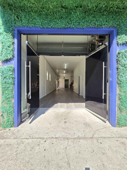 More Photos Of 1451-1453 Malvern Ave, Los Angeles Warehouse For Sale