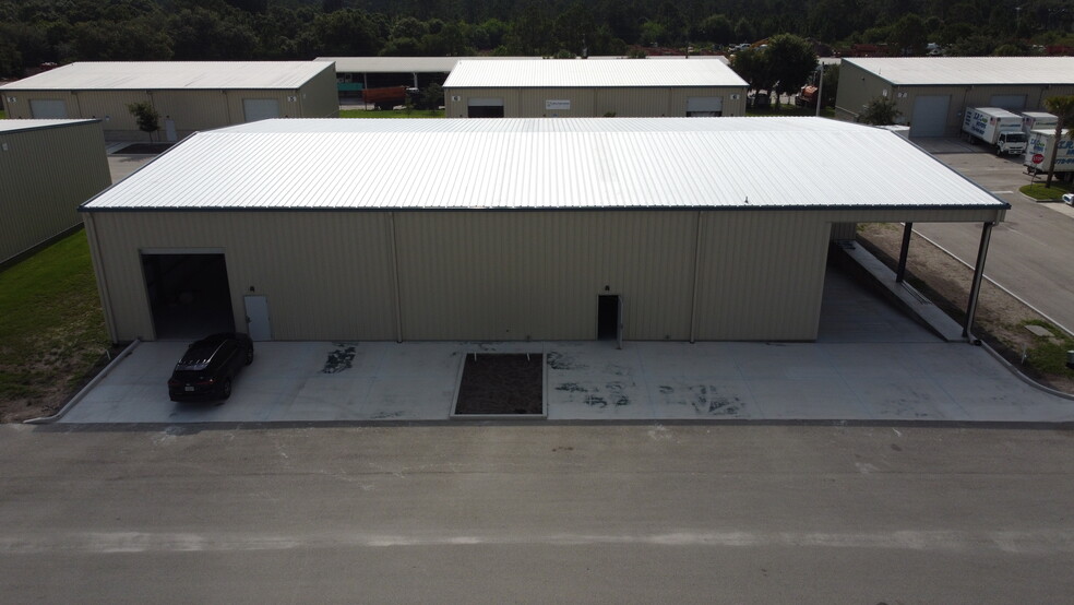 More Photos Of 5265 45th St, Vero Beach Unknown For Lease