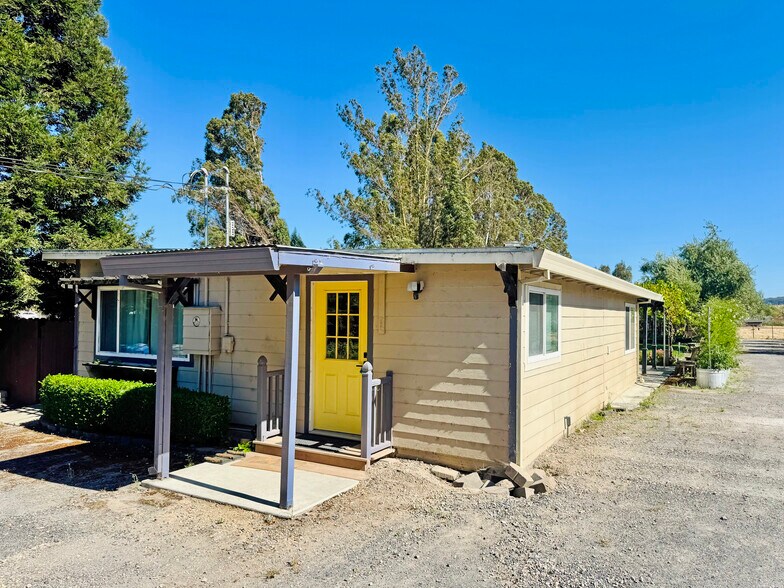 More Photos Of , Sonoma General Retail For Sale