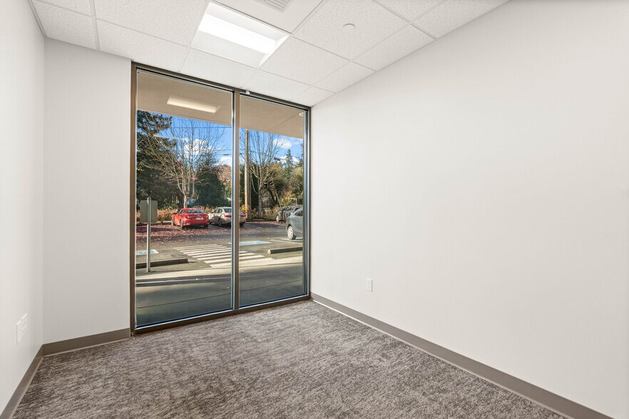 More Photos Of 275 SW 160th St, Burien Medical For Lease