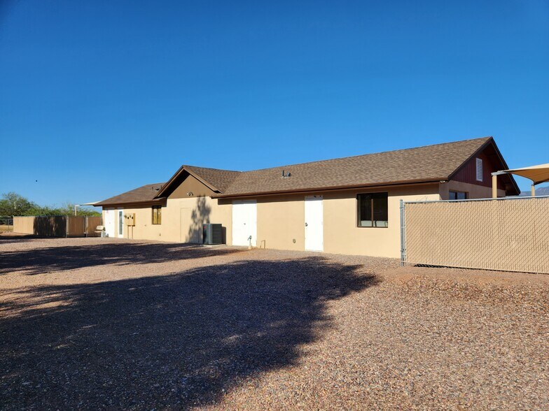 More Photos Of 45072 N Arizona Hwy 188, Tonto Basin Storefront Retail Office For Sale