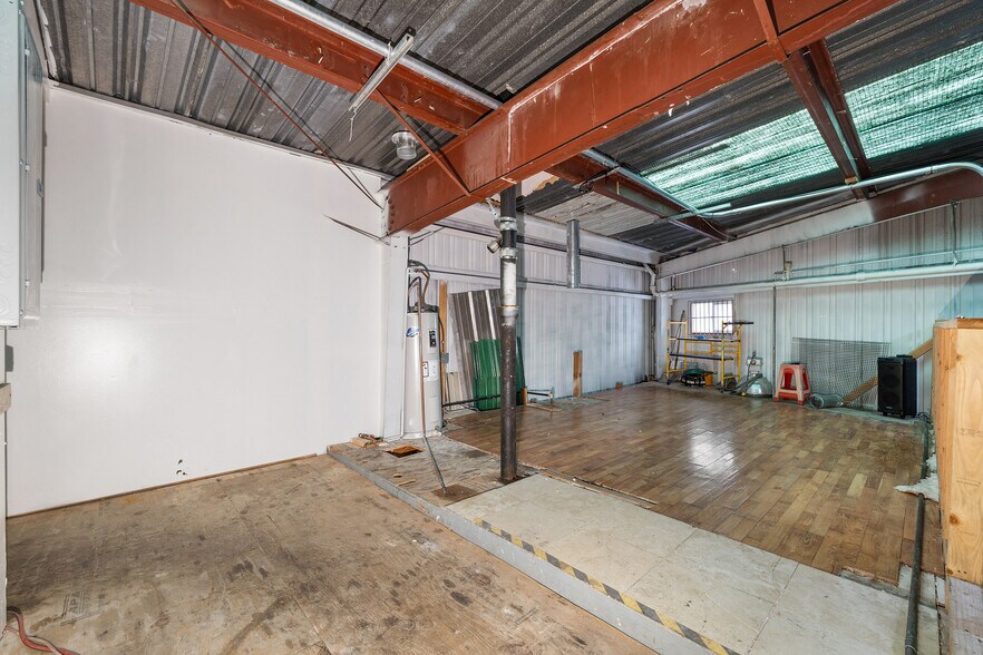 More Photos Of 57 Loomis St, San Francisco Warehouse For Lease