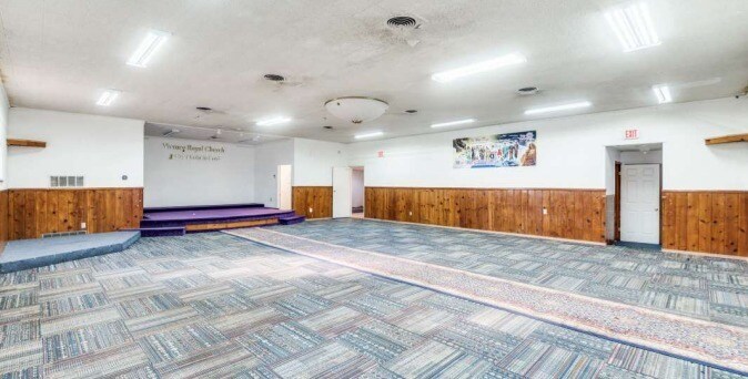 More Photos Of 711 W Dickey Rd, Grand Prairie Religious Facility For Sale