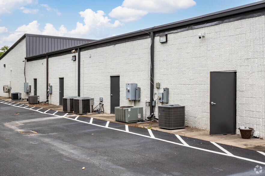 More Photos Of 150 S Houston Lake Rd, Warner Robins Unknown For Lease