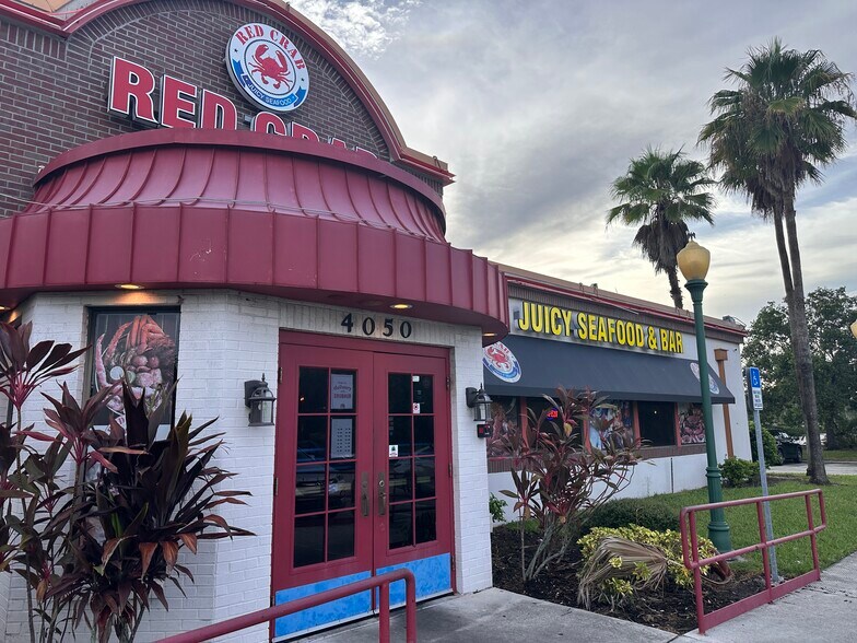 Primary Photo Of 4050 NW Federal Hwy, Jensen Beach Restaurant For Sale