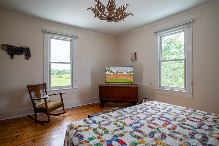 More Photos Of 1917 Valley Home Rd, Dandridge Specialty For Sale