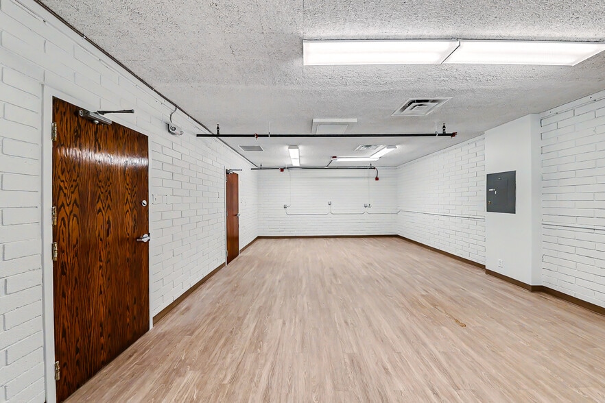 More Photos Of 2401 E Tonopah Ave, North Las Vegas Religious Facility For Sale