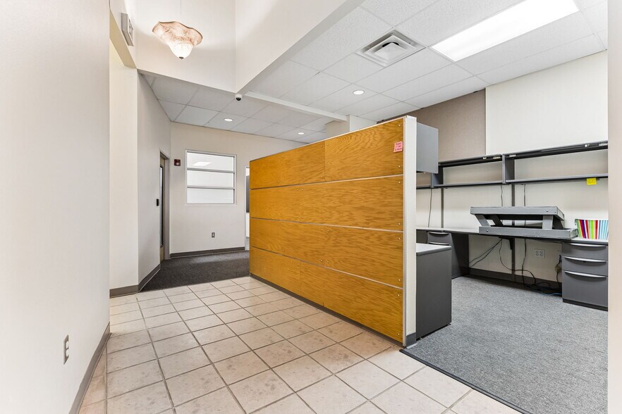 More Photos Of 2014 S Hackberry St, San Antonio Office For Sale