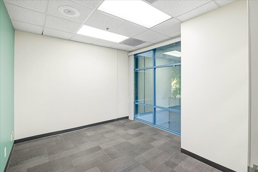 More Photos Of 12 Mauchly, Irvine Office Residential For Sale