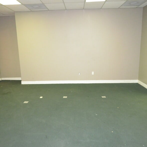 More Photos Of 17026-17030 E Cypress St, Covina Medical For Lease