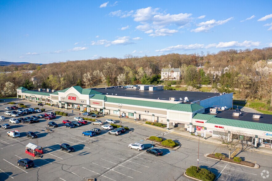 More Photos Of 115-117 Franklin Tpke, Mahwah Unknown For Lease