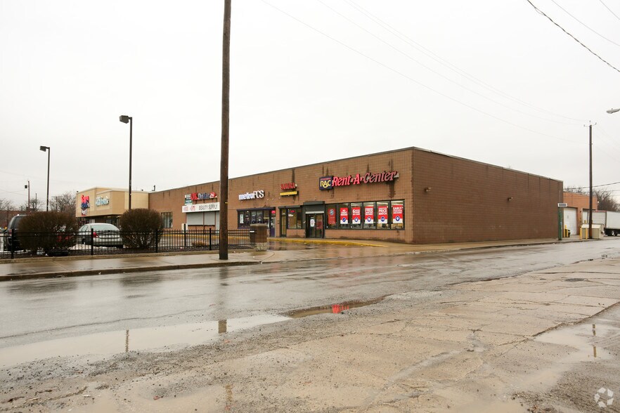 More Photos Of 5841-5857 Broadway Ave, Cleveland General Retail For Sale