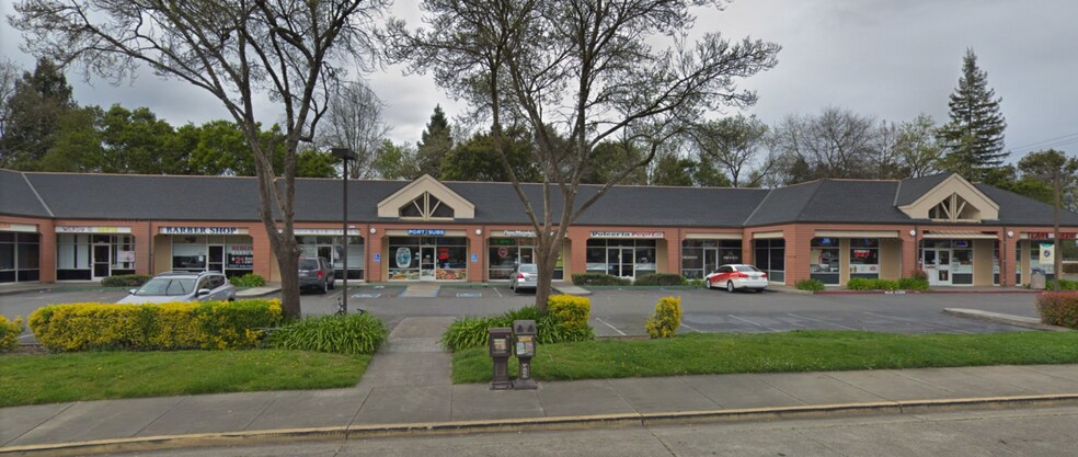 More Photos Of 2101 W College Ave, Santa Rosa Storefront For Lease