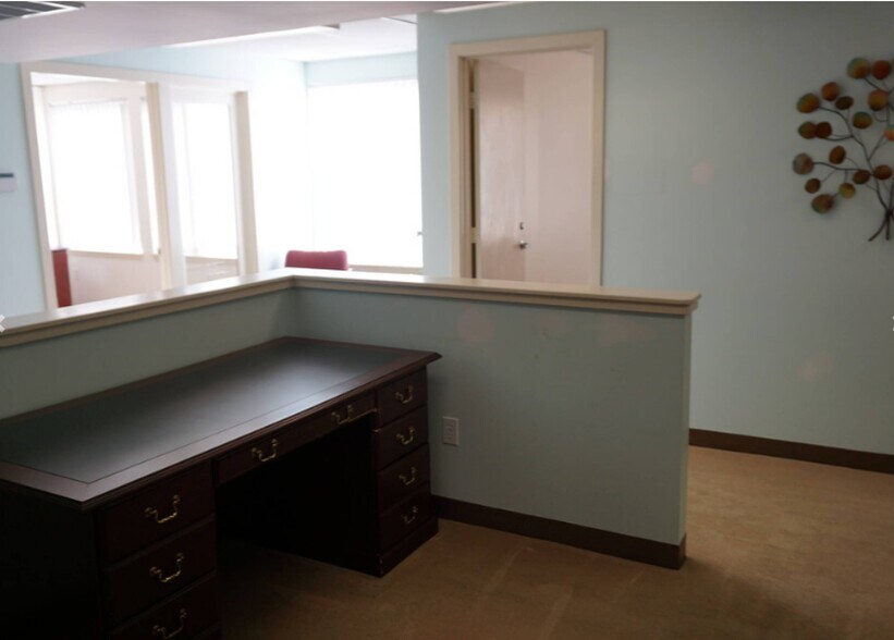 More Photos Of 31 Schoosett St, Pembroke Office For Lease