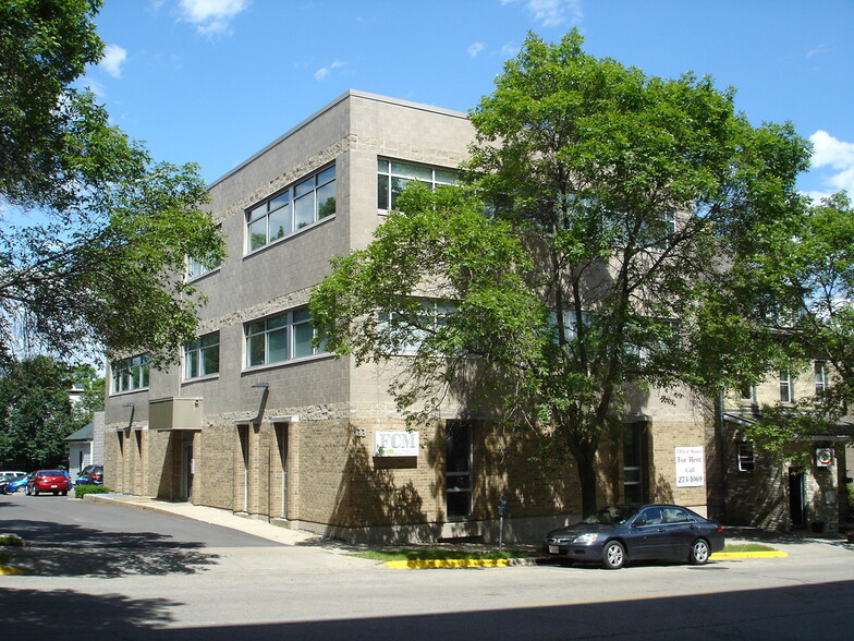 Primary Photo Of 133 S Butler St, Madison Office For Lease