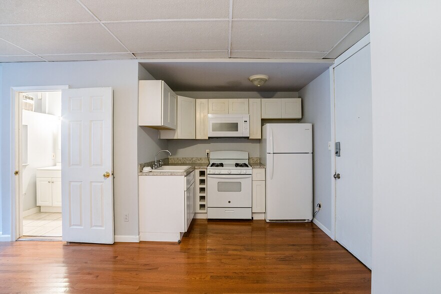 More Photos Of 2115 N 63rd St, Philadelphia Apartments For Sale