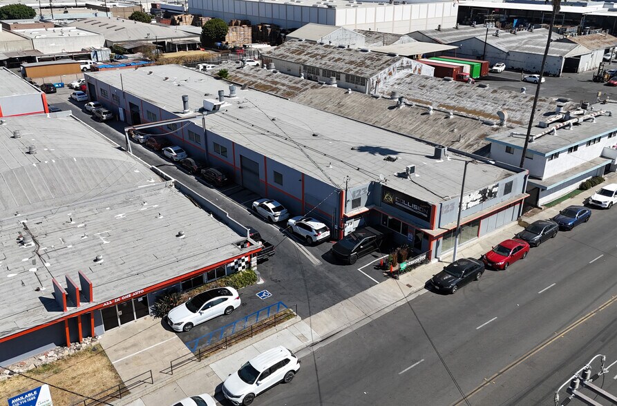 More Photos Of 115-123 E Gardena Blvd, Gardena Service For Sale