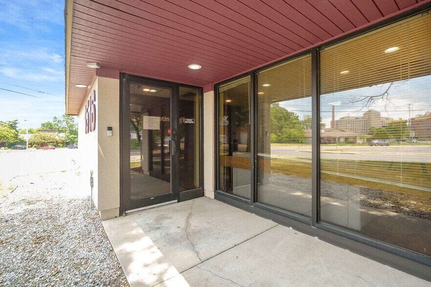 More Photos Of 1516 Trimble Ave, Kalamazoo Office For Sale