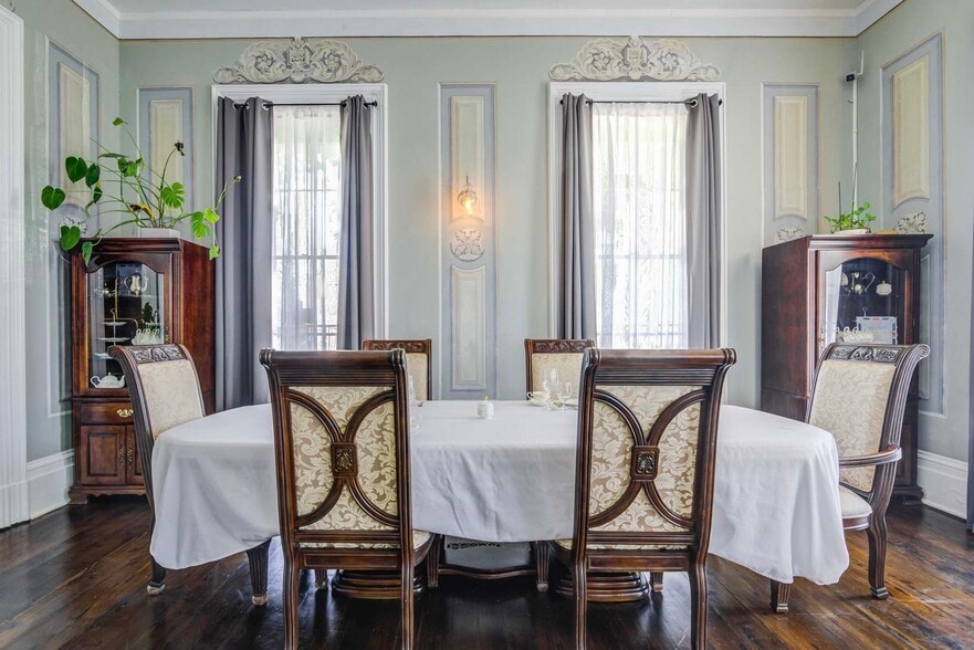 More Photos Of 1502 Market St, Galveston Hospitality For Sale