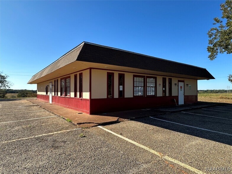 More Photos Of 2203 Highway 134, Kinston Restaurant For Sale