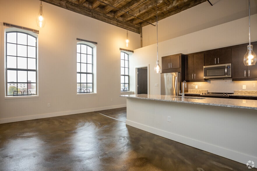 More Photos Of 538 Erie Blvd W, Syracuse Apartments For Lease