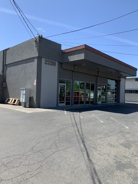 More Photos Of 2239 Old Middlefield Way, Mountain View Unknown For Lease