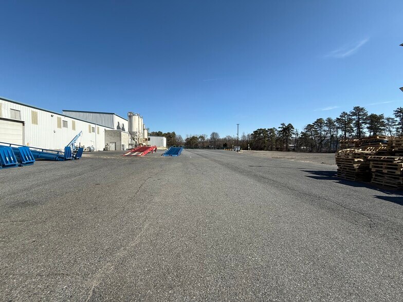 More Photos Of 1400 N Mill Rd, Vineland Warehouse For Lease